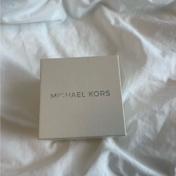 Authentic Michael Kors Watch - Picture 2 of 13